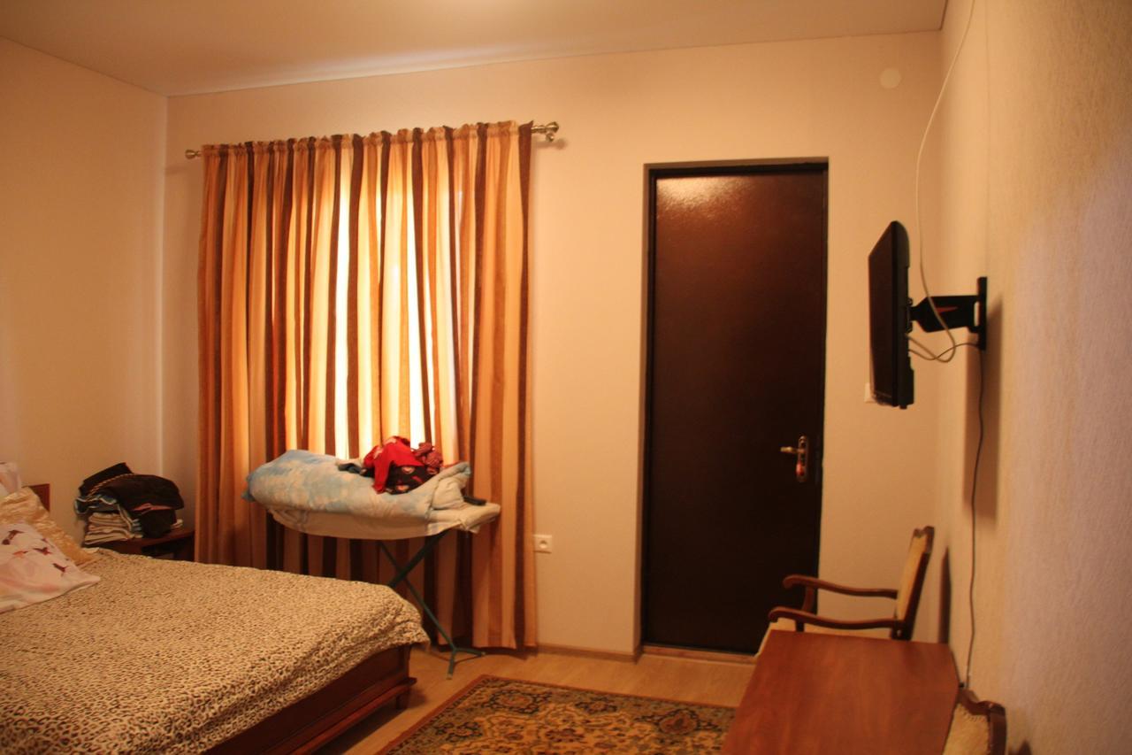 Амрапха Gudauta Exterior foto